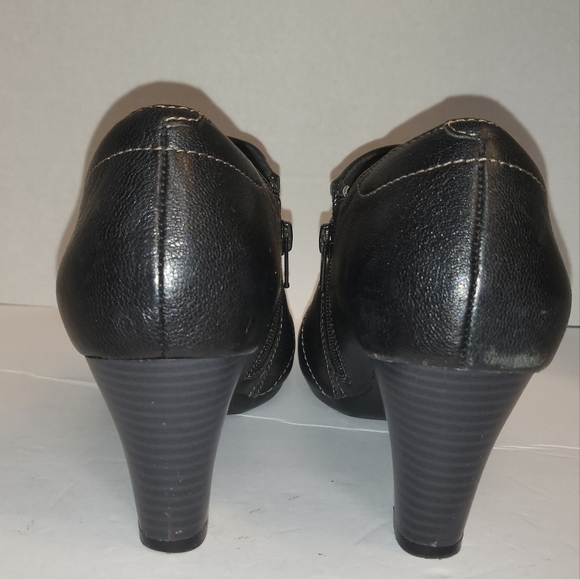 Clarke's Black Leather Bendables zip-up Bootie Size 10 - Picture 6 of 6